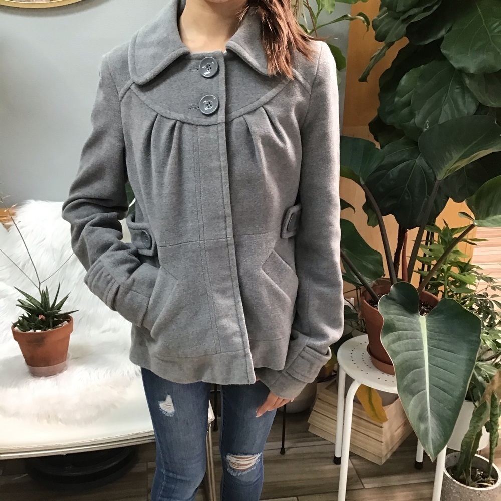 Girls gray winter coat - Picture 2 of 8
